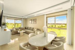 Vue Montagnes, Golf et Piscine, Luxe à Marrakech